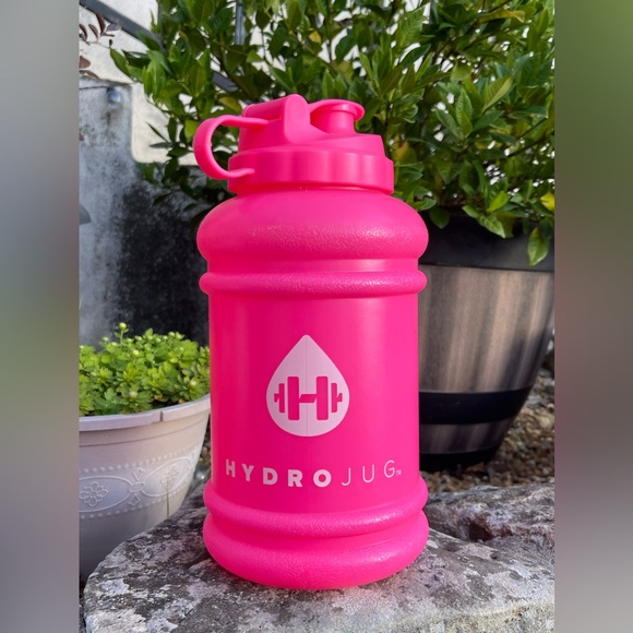 Used once! Neon pink HydroJug with black leopard sleeve with shoulder strap - Picture 2 of 4